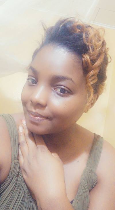 Dominique 40 ans Yaoundé Cameroun