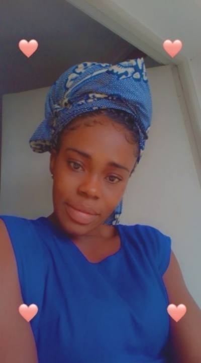 Angèle  29 ans Abidjan  Côte d'Ivoire