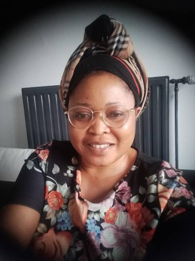 Victoire  Site de rencontre femme black Cameroun rencontres célibataires 31 ans