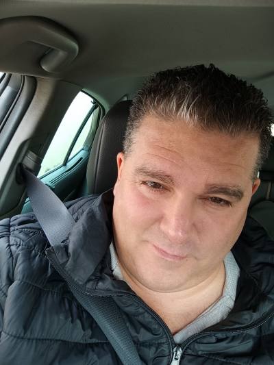 Frederic 48 ans Vourles France