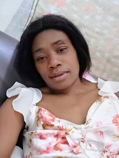 Michelle  53 ans Yaounde Cameroun