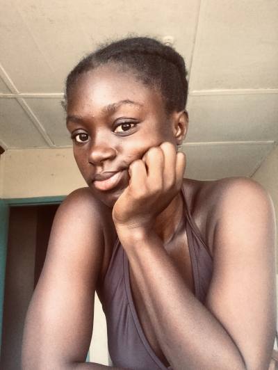 Belinda 29 ans Accra Ghana