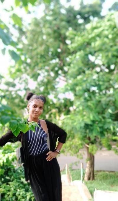 Nazra 20 ans Diego Madagascar