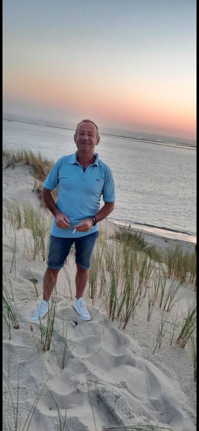 Laurent 51 ans La Flèche France