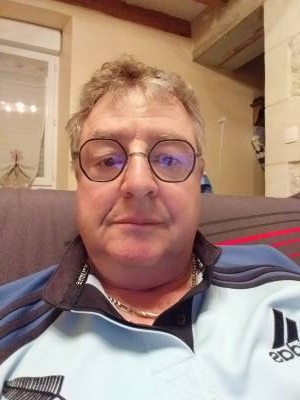 Philippe  62 years Tours France