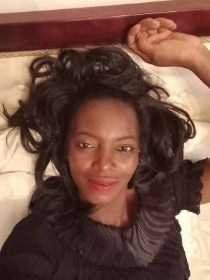 Miss 40 Jahre Nfou Kamerun