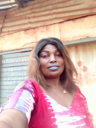 Beatrice 52 ans Ydé Cameroun