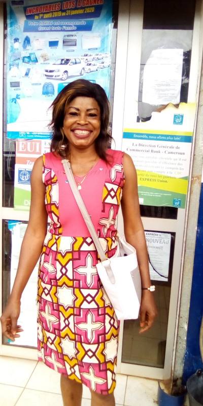 Justine 51 ans Yaoundé Cameroun