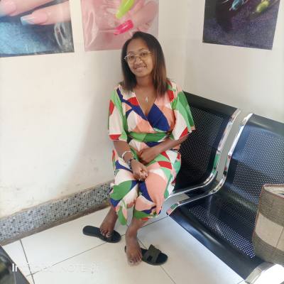 Josiane 33 years Toamasina Madagascar