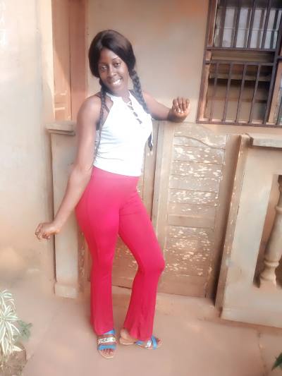 Diane 32 ans Centre Cameroun