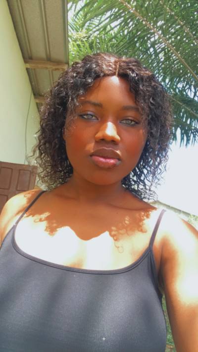 Mimie 27 ans Libreville  Gabon