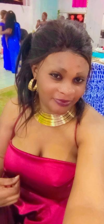 Gladys 31 Jahre Mfoundi Kamerun