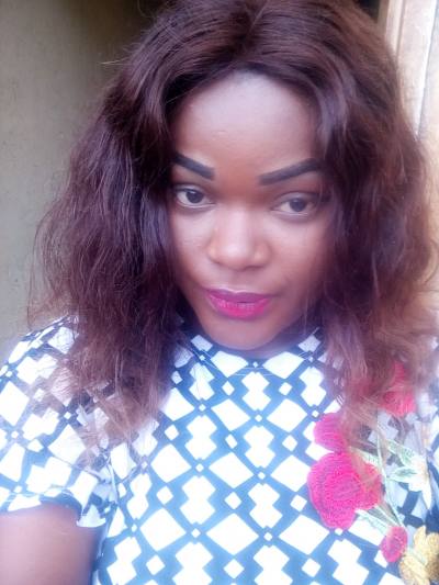 Arielle 30 ans Mfou Cameroun
