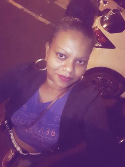 Sasha 37 ans Port Louis Maurice