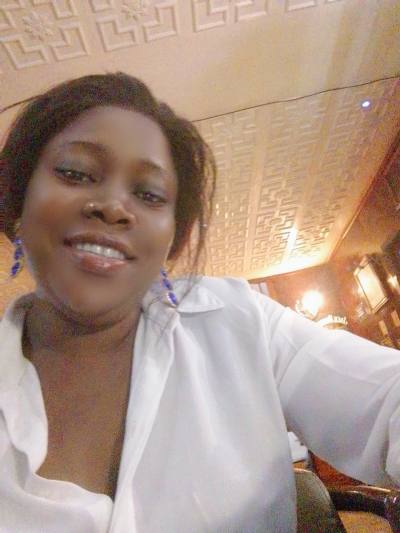 Jeanne 35 ans Ouest Cameroun