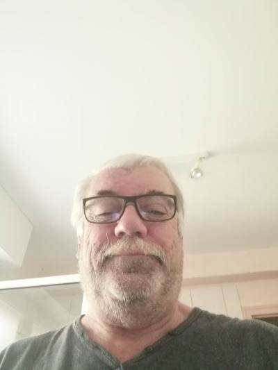 Didier 65 ans Rennes France