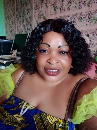 Genevieve 48 ans Centre Cameroun