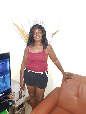 Thérèse 53 Jahre Yaoundé Kamerun