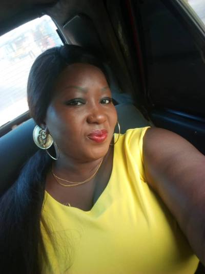 Jeanine 36 ans Yaounde Cameroun
