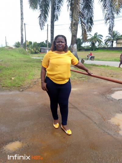 Mylene 45 Jahre Kribi Kamerun