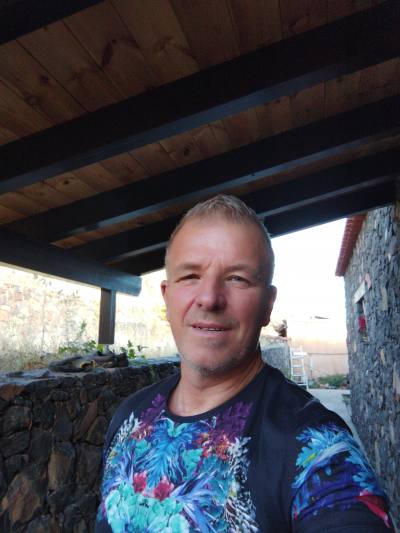 Andreas 60 ans Alajero Espagne