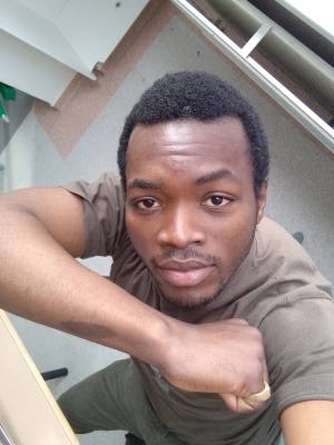 Didier 26 ans Liège  Belgique