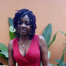 Nadine 28 years Yaoundé Cameroon