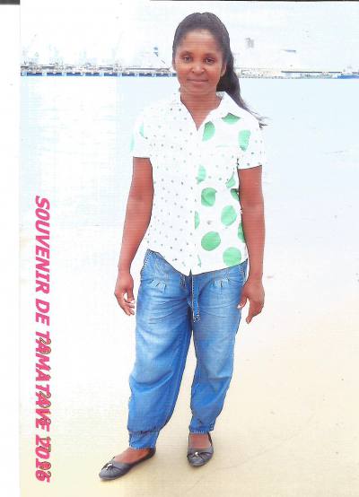 Blandine 53 Jahre Toamasina Madagaskar