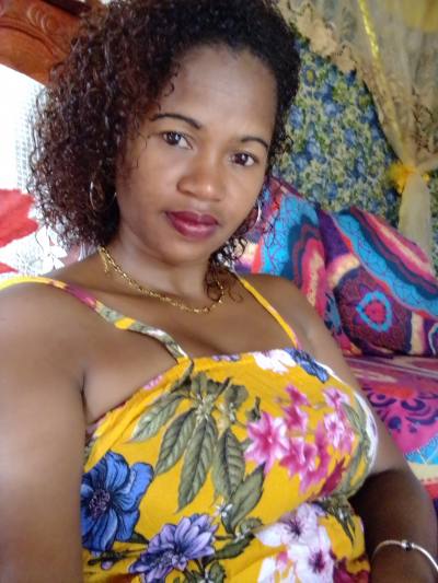 Judith 36 ans Diego Madagascar