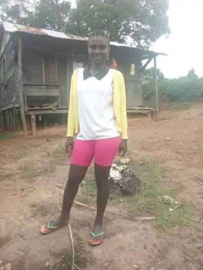 Larissa  41 ans Antalaha Madagascar