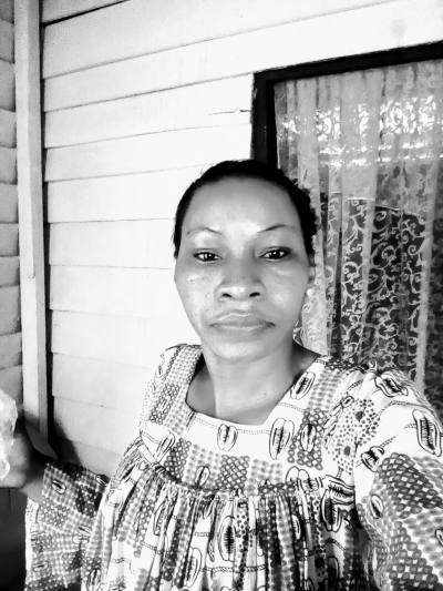 Angy 40 ans Yaoundé  Cameroun