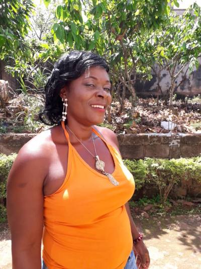 Yolanda 46 ans Yaoundé  Cameroun