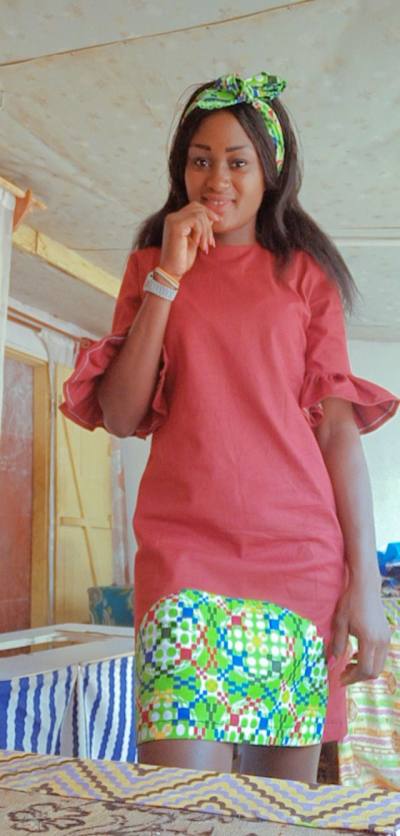 Vanessa 24 ans Yaounde Cameroun