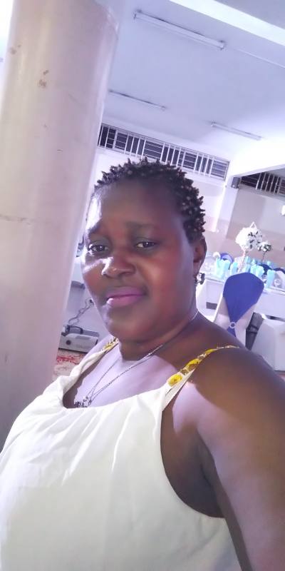 Miriame 45 ans Yaoundé Cameroun