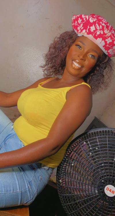 Sandra 36 years Libreville  Gabon
