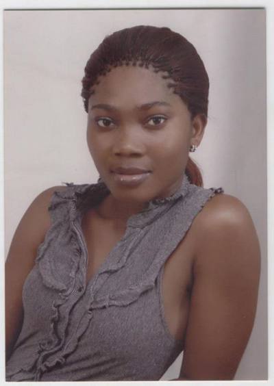 Mia 38 Jahre Cocody Elfenbeinküste