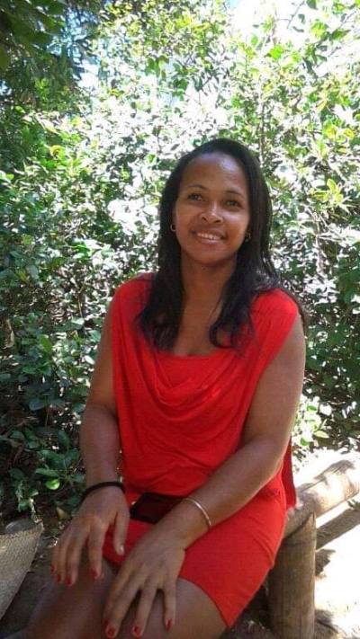 Hortencia 37 Jahre Antalaha Madagaskar