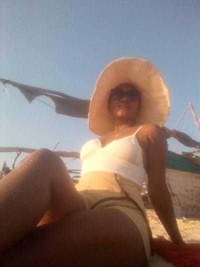 Celine Site de rencontre femme black Côte d'Ivoire rencontres célibataires 32 ans