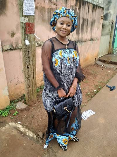 Marie Hortense 35 ans Yaoundé Cameroun