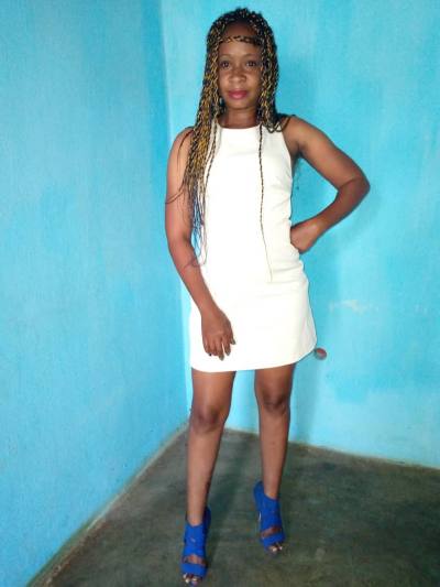 Lucette 39 ans Sangmelima Cameroun