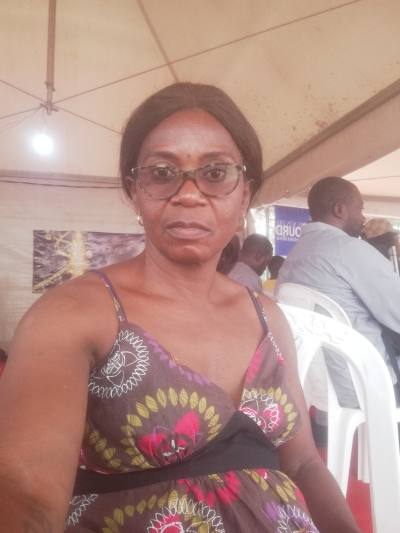 Monique  53 years Cameroun Cameroon