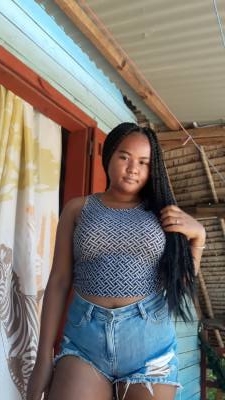 Adriana 25 Jahre Toamasina Madagaskar