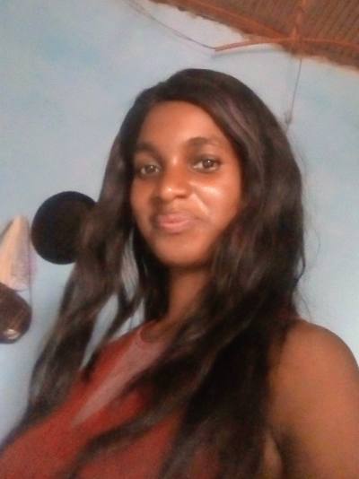 Christelle 29 ans Yaounde4 Cameroun