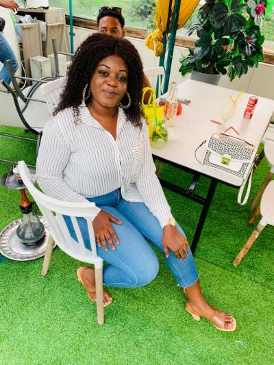 Monica 27 ans Libreville Gabon