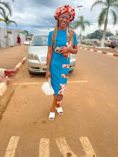Vicky 31 ans Centre Cameroun