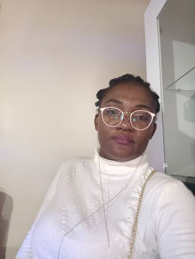 Mimy 42 ans Poissy France