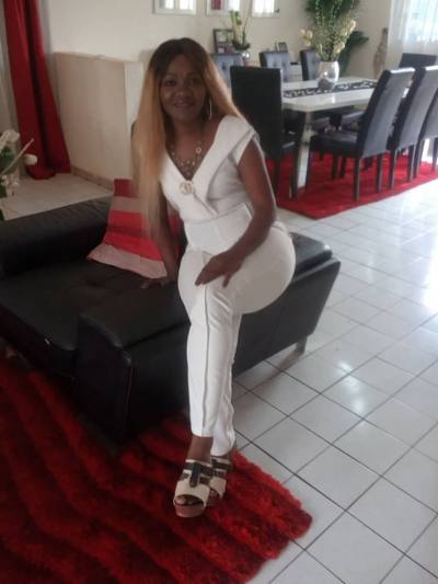 Chantou 44 ans Yaoundé Cameroun