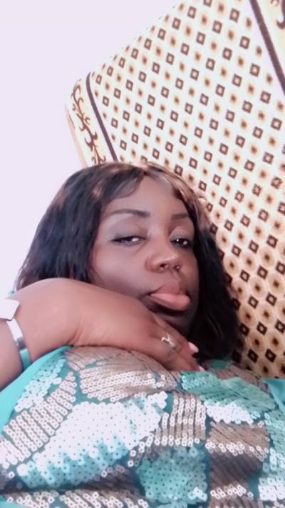 Sylviane 31 ans Yaoundé Cameroun Cameroun
