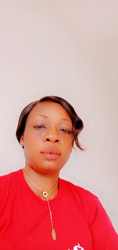 Sylvie 33 years Abidjan Ivory Coast