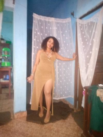 Tahina 35 ans Tananarivo Madagascar
